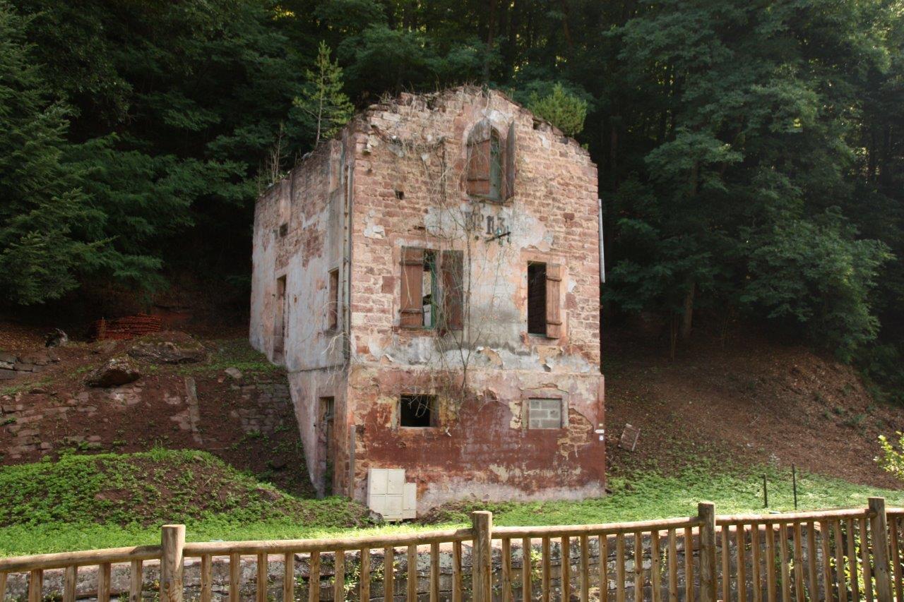 Ancienne maison éclusière 13 dans la vallée des éclusiers