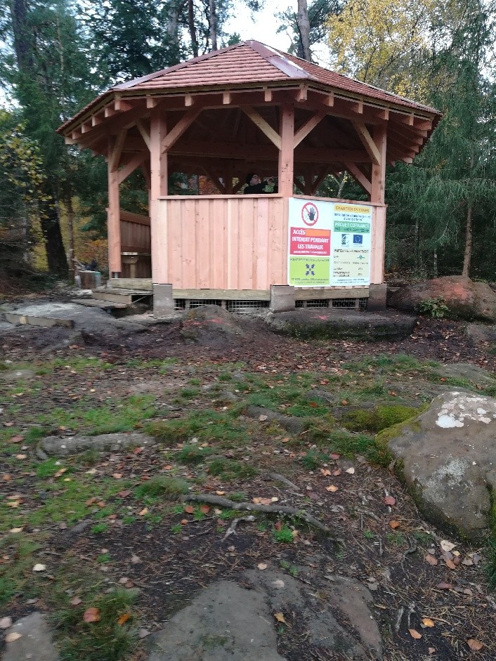 La gloriette au Rocher du Petit Moulin