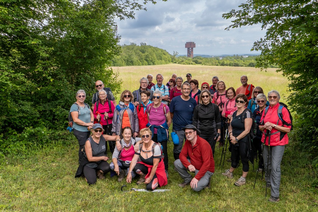 Le groupe à Folschviller avec Yvette SCHANG guide du CV St Avold