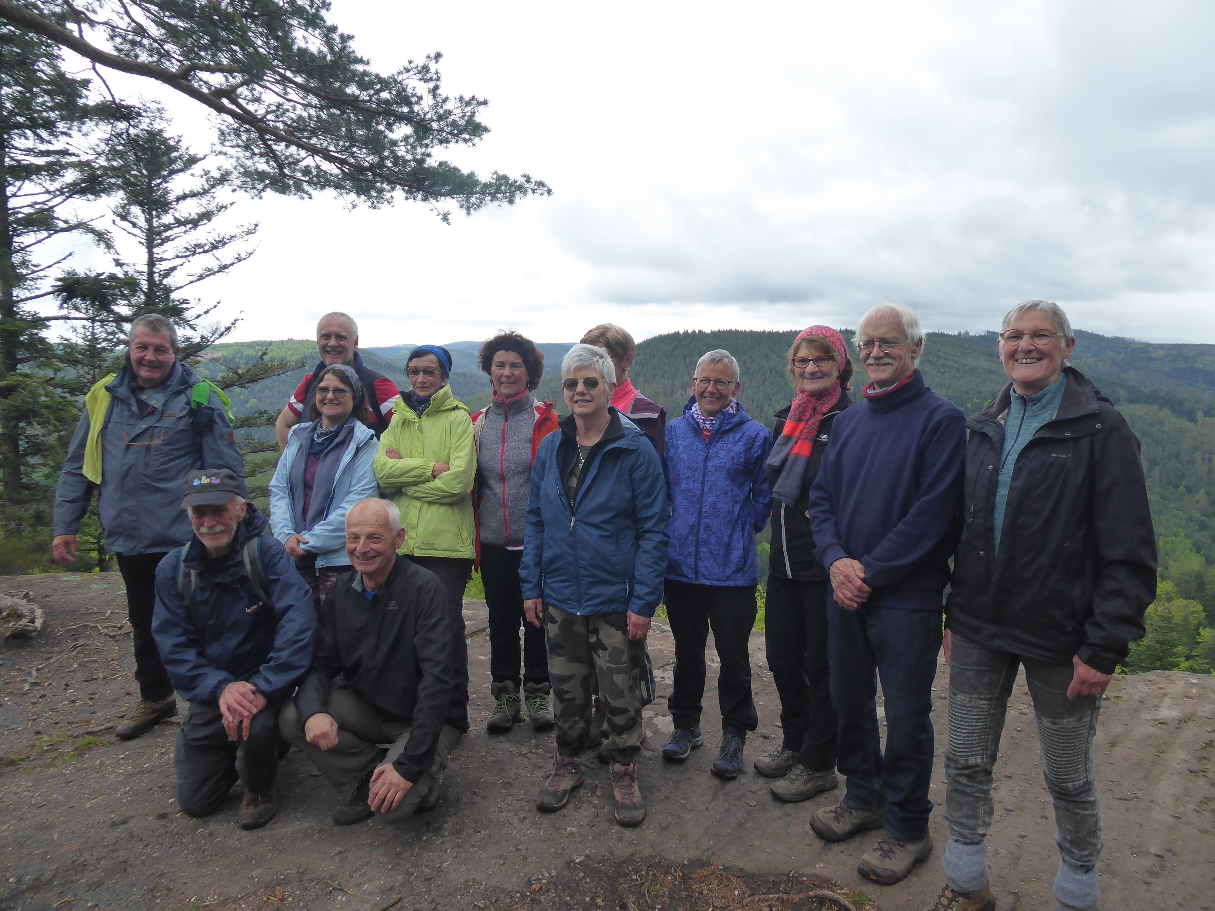 Le groupe à la Belle Roche de St Quirin 