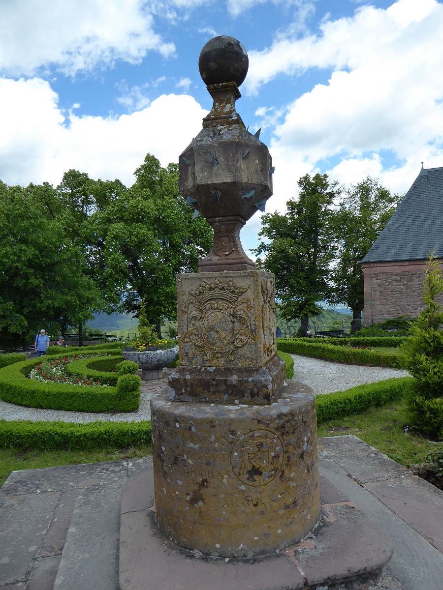 Rhombicuboctaèdre du Mont Sainte Odile