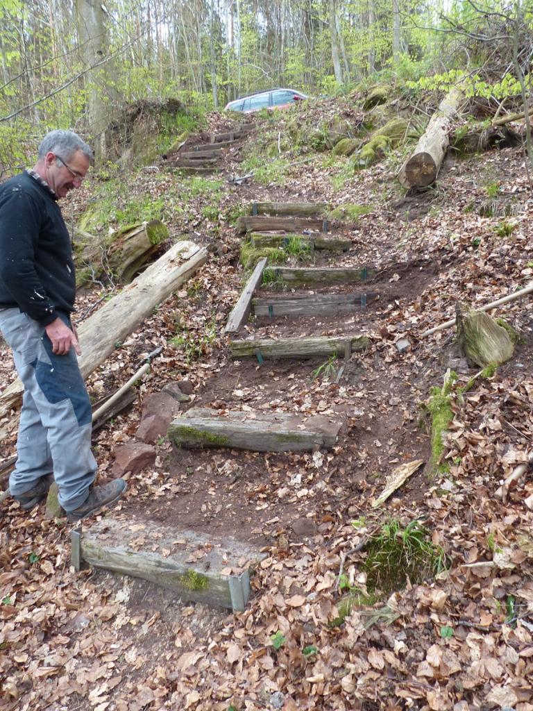 Reprise de marches sur le sentier des bornes