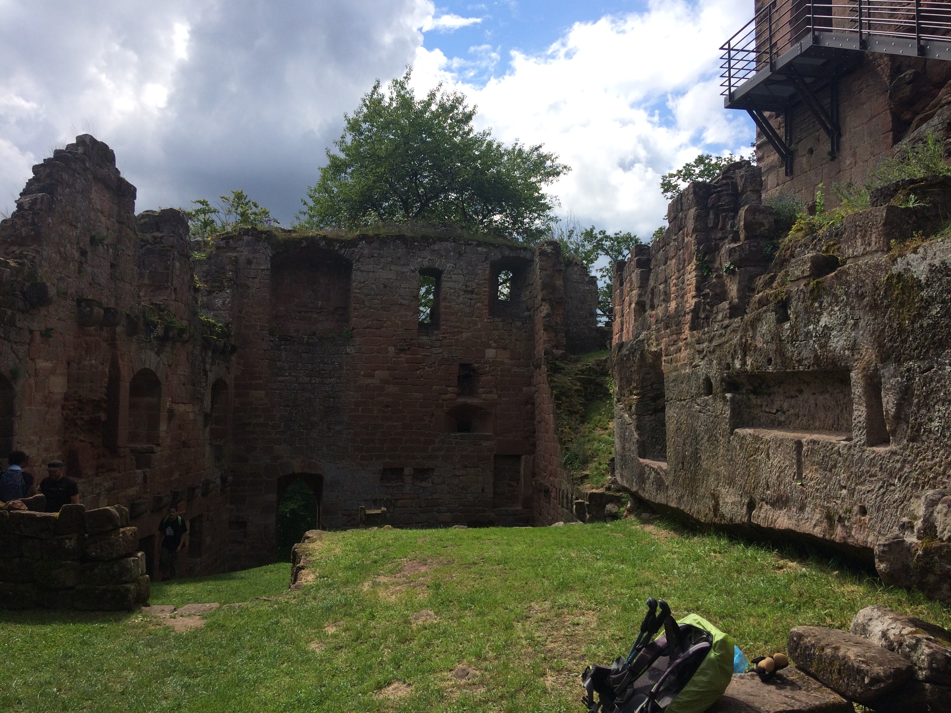 Vue intérieure ruine nouveau Windstein